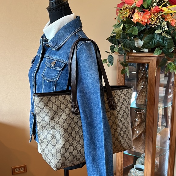 💯 % authentic Gucci shoulder bag - Picture 2 of 16